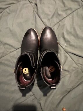 Tommy Hilfiger Black Leather Ankle Boots with Side Buckle